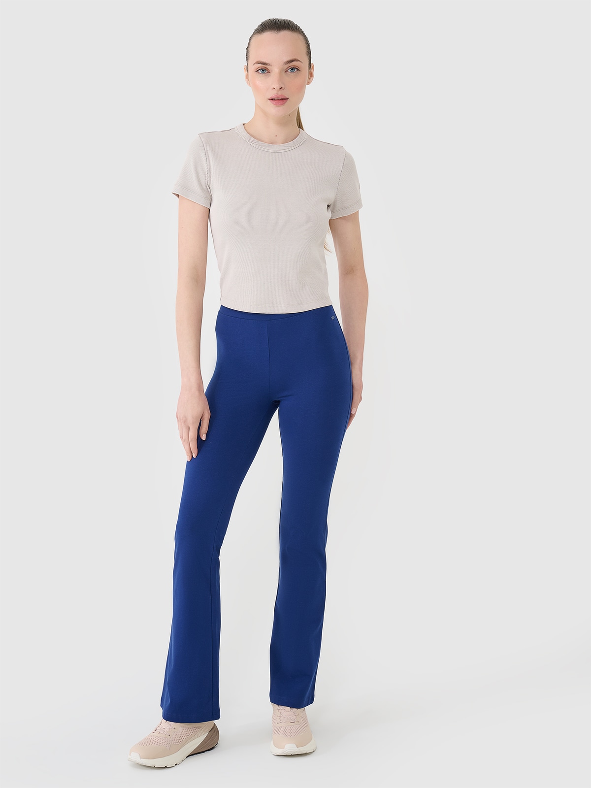 Moteriškos tamprės iš platesnėmis klešnėmis - tamsiai mėlynos