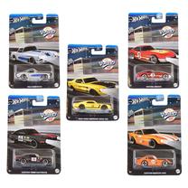  Žaislinis automobilis Mattel Hot Wheels Vintage, (spalva/dizainas parenkami atsitiktine tvarka)