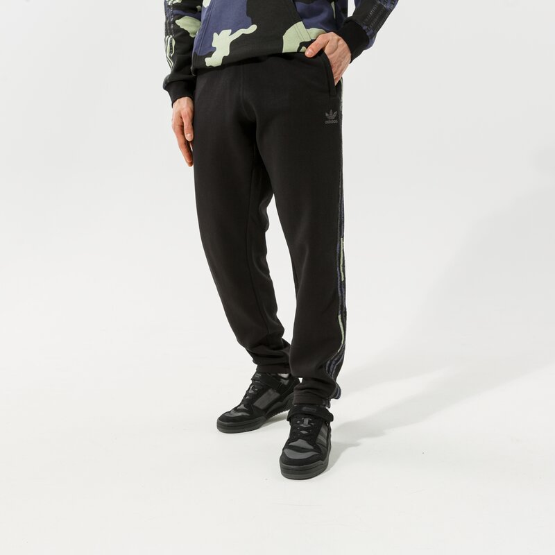 ADIDAS KELNĖS CAMO PANTS