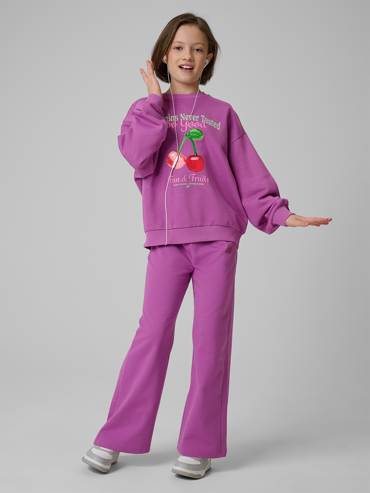 Sportinės kelnės su plačiomis klešnėmis mergaitėms - violetinės