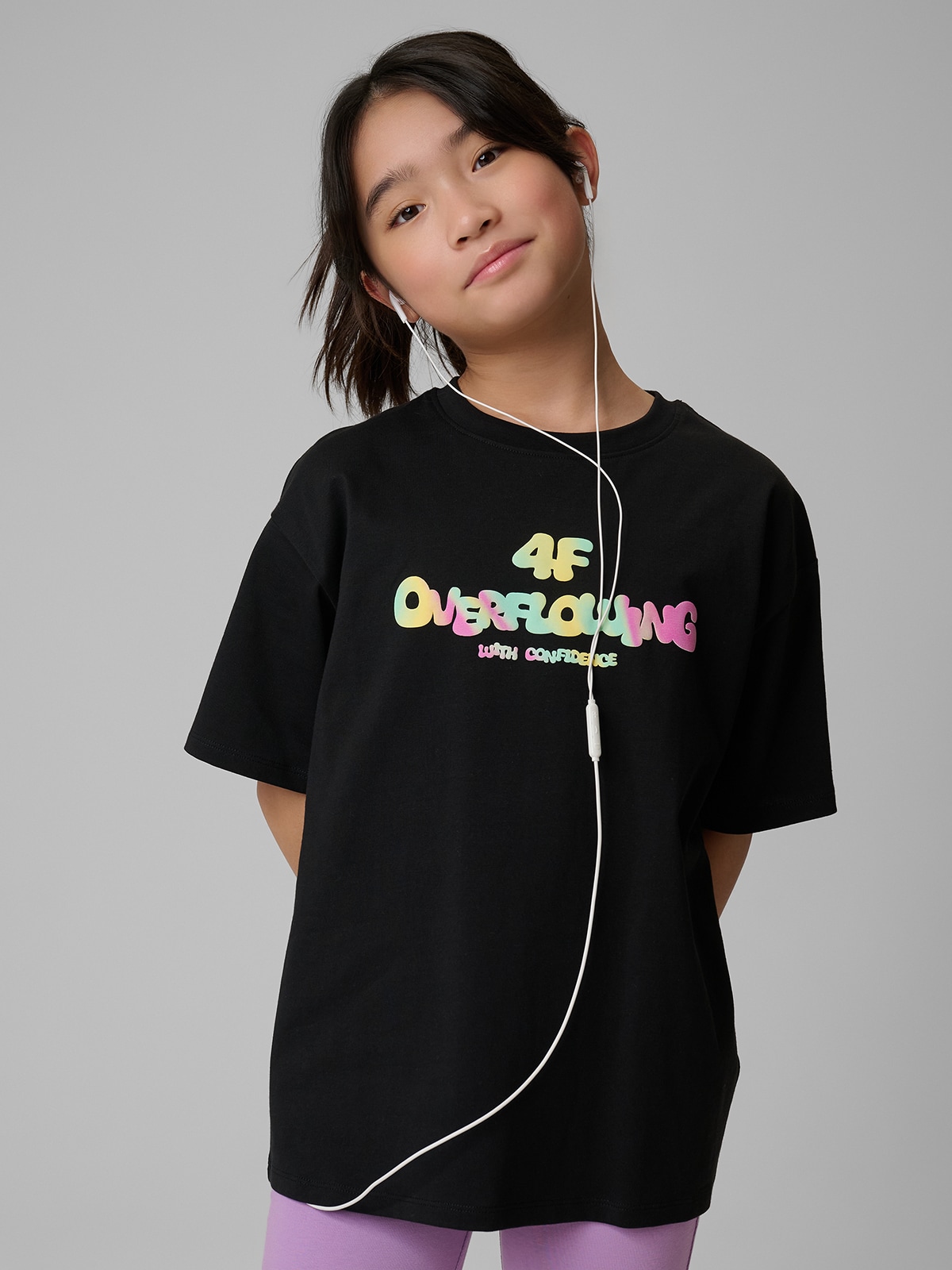 Mergaičių loose marškinėliai su spauda - juodi