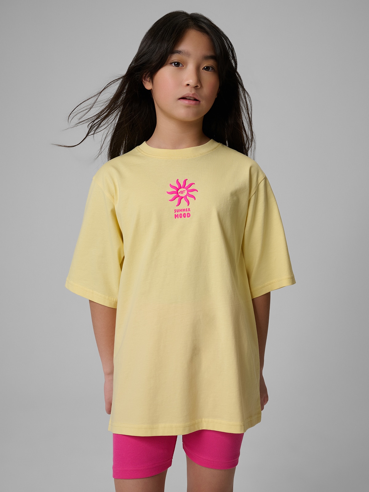 Mergaičių loose marškinėliai su spauda - geltoni