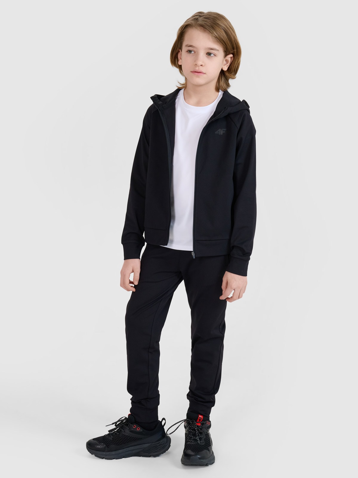 Sportinės greitai džiūstančios kelnės berniukams - juodos