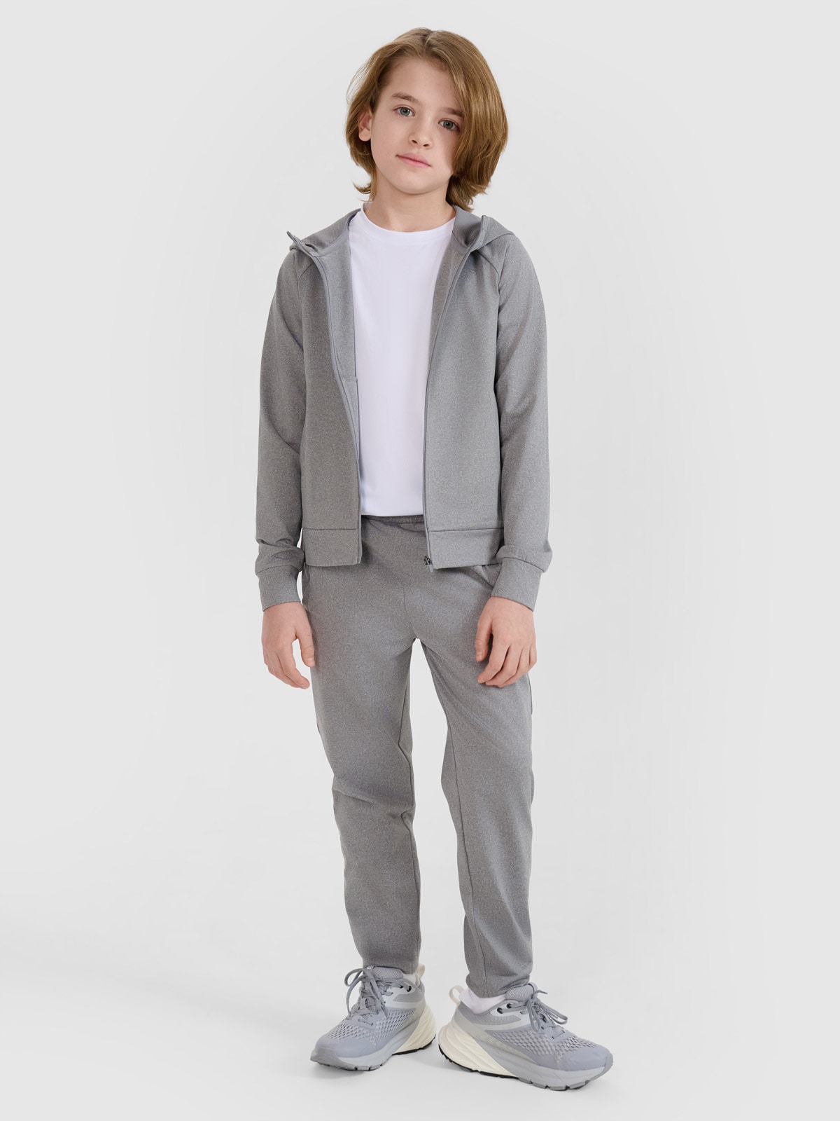 Sportinės greitai džiūstančios kelnės berniukams - pilkos