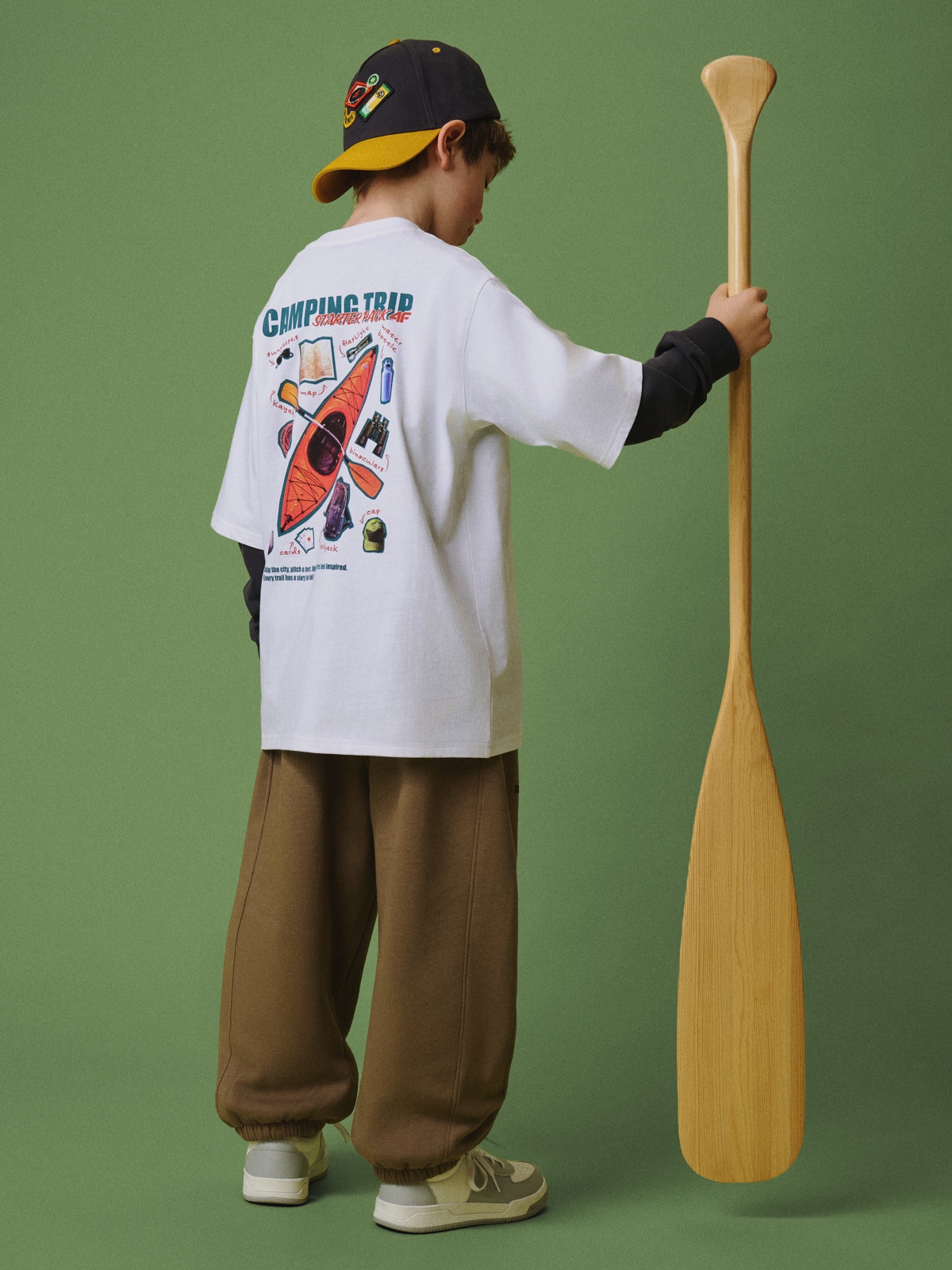 T-shirt loose su spauda berniukiškas - baltas