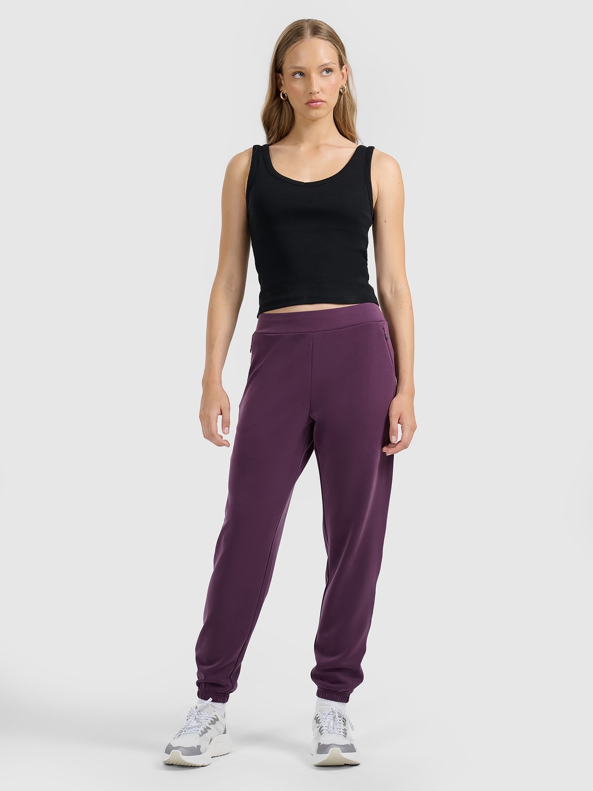 Moteriškos sportinės jogger kelnės su modalio priemaiša - violetinės