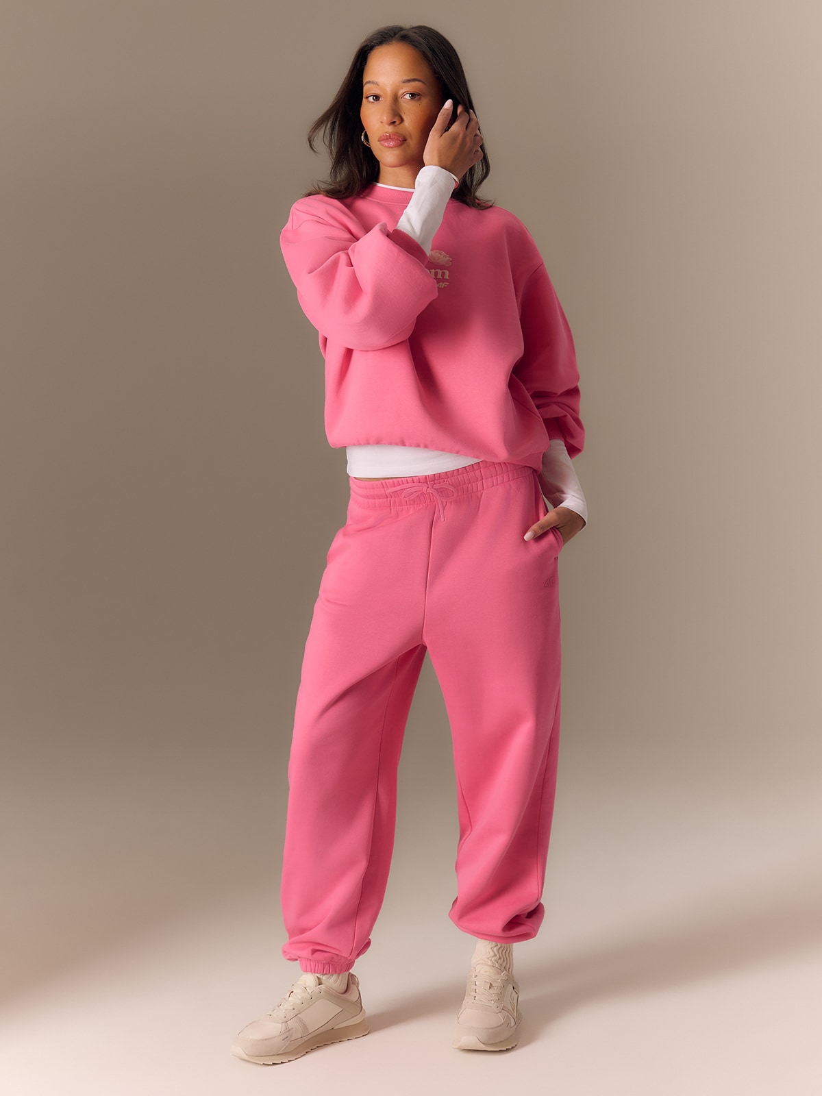 Sportinės kelnės jogger moterims - rožinės