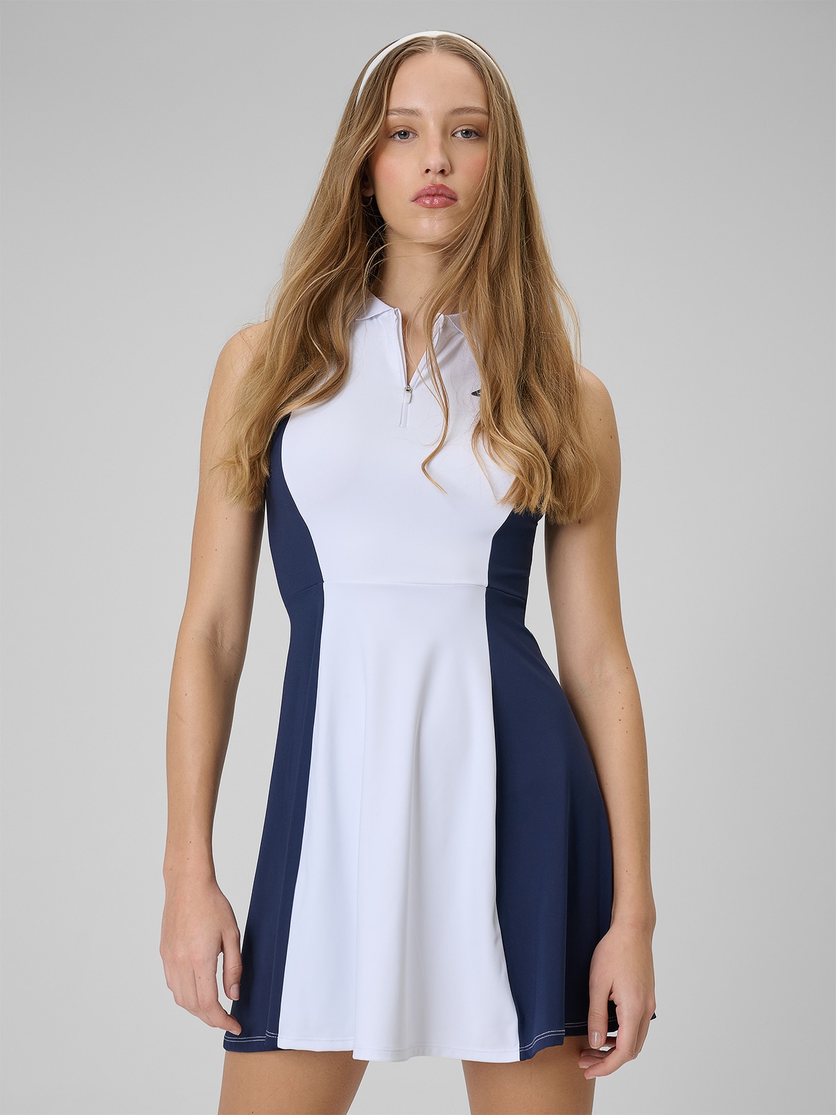 Moteriška teniso suknelė - balta