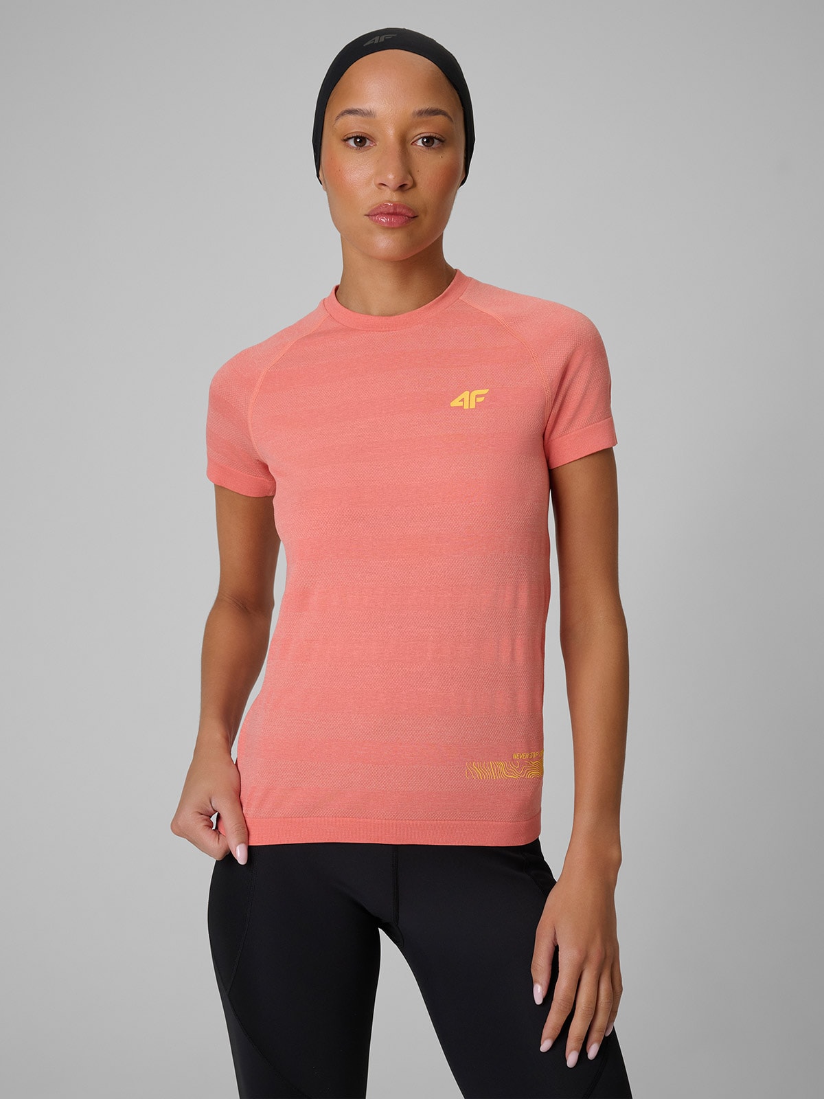 Trekkingo marškinėliai regular greitai džiūstantys moteriški - oranžinė