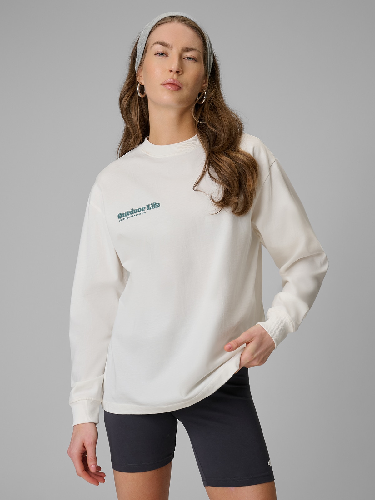 Regular ilgomis rankovėmis su spauda moteriški - balti