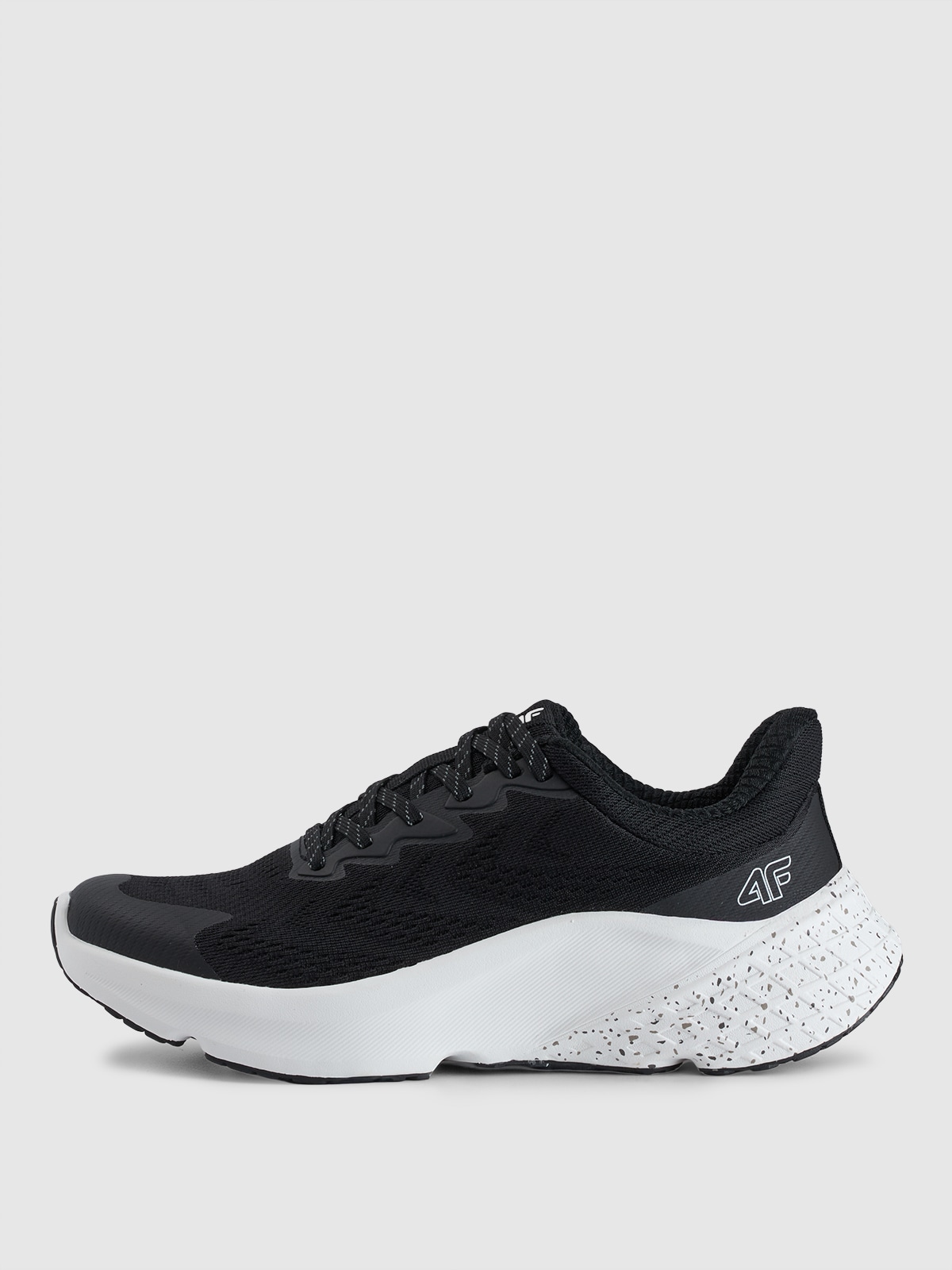 Moteriški Freemove Elevated Mesh bėgimo batai - juodi