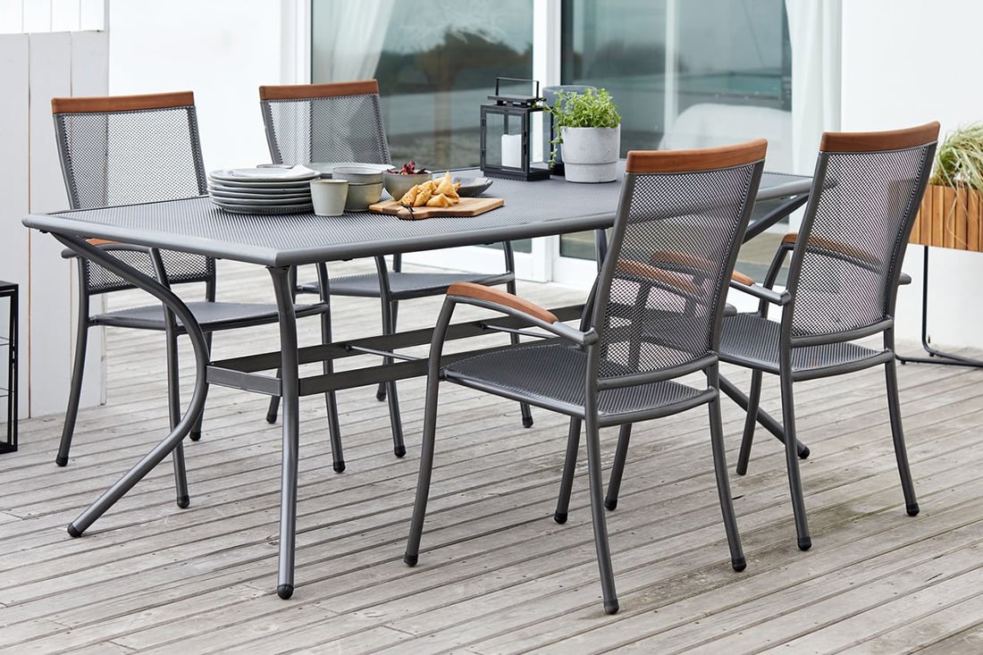 Sodo baldų komplektas LARVIK