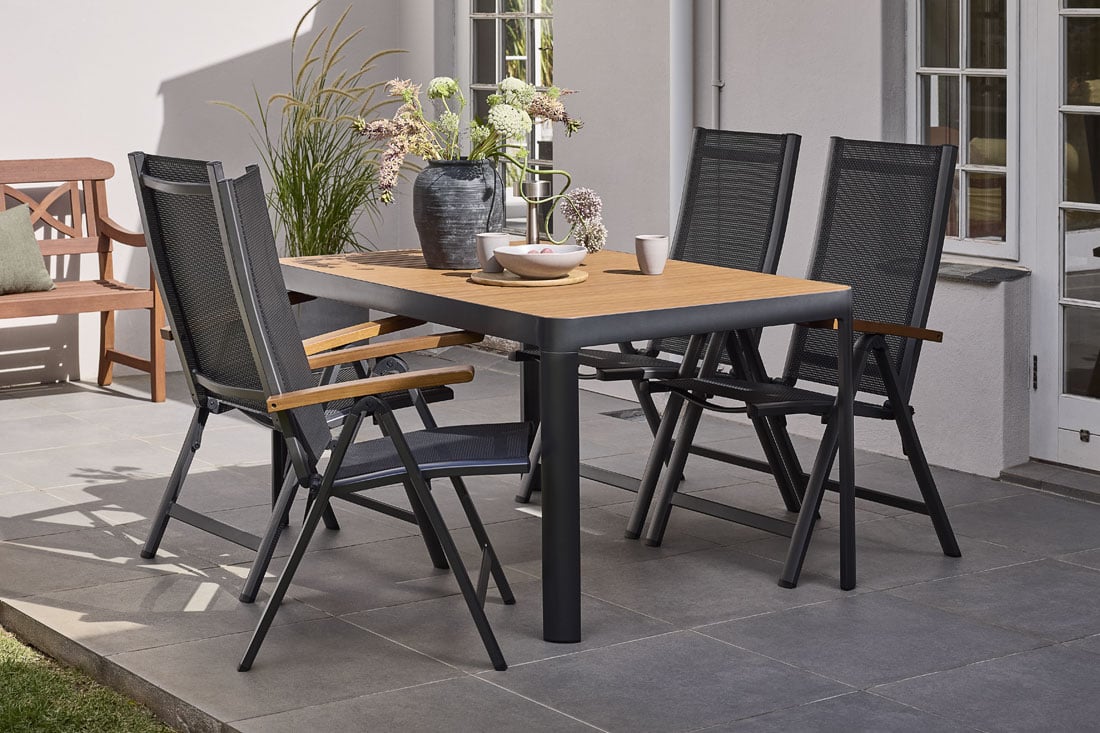 Sodo baldų komplektas SIRDAL