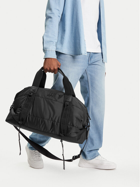 KARL LAGERFELD Krepšys · Juoda