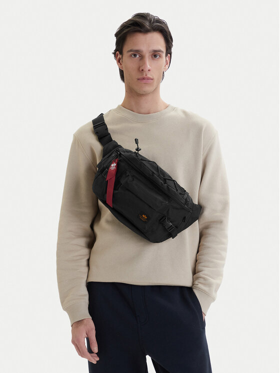Alpha Industries Rankinė ant juosmens﻿ · Juoda