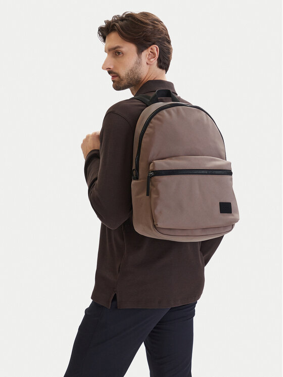 HUGO Kuprinės · Smėlio