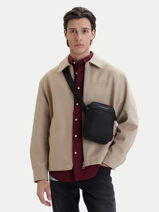 Tommy Hilfiger Maža rankinė · Juoda