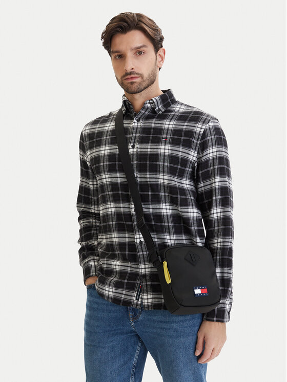 Tommy Jeans Maža rankinė · Juoda