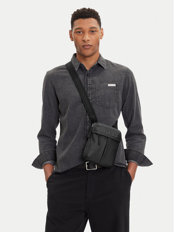 BOSS Maža rankinė · Juoda