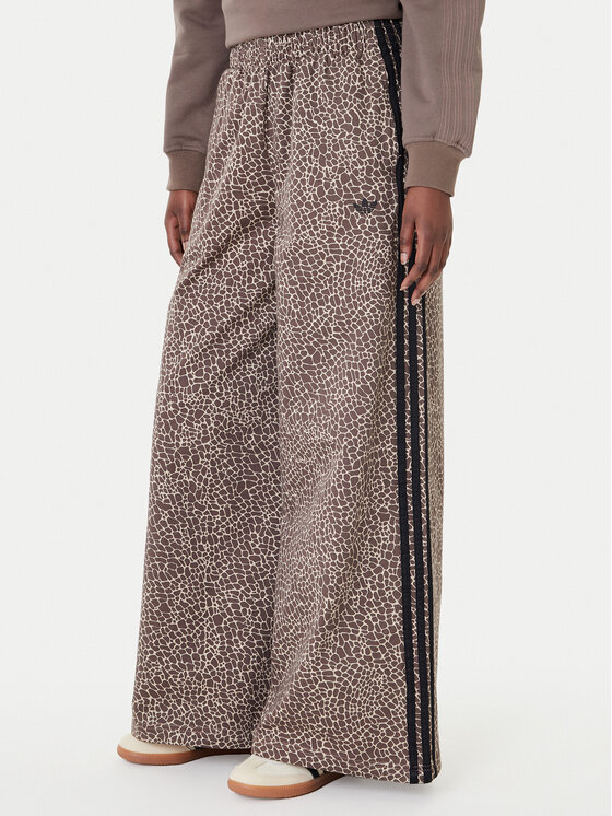 adidas Džinsai · Ruda · Relaxed Fit