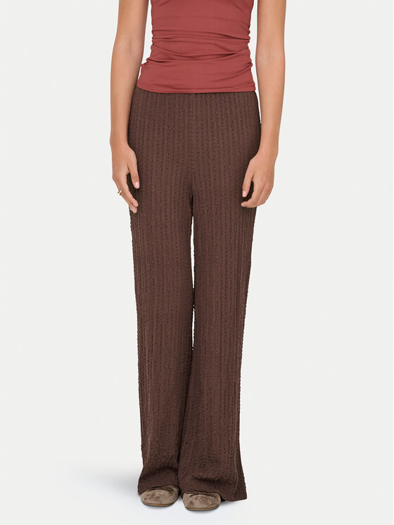 ONLY Medžiaginės kelnės · Ruda · Regular Fit