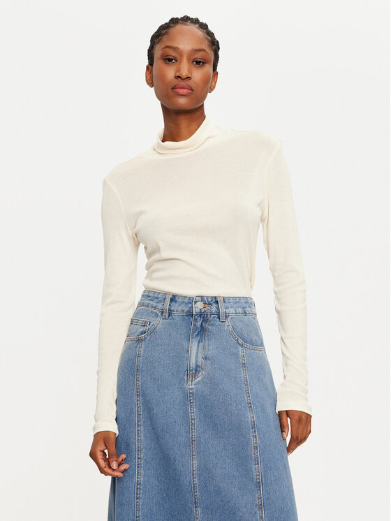 Vila Golfas · Écru