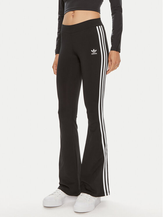 adidas Tamprės · Juoda