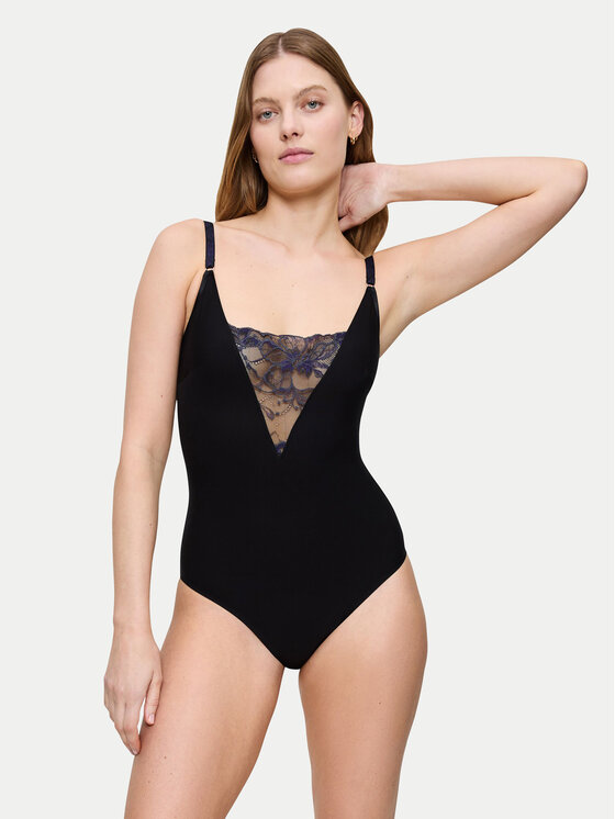 Triumph Glaustinukė · Juoda