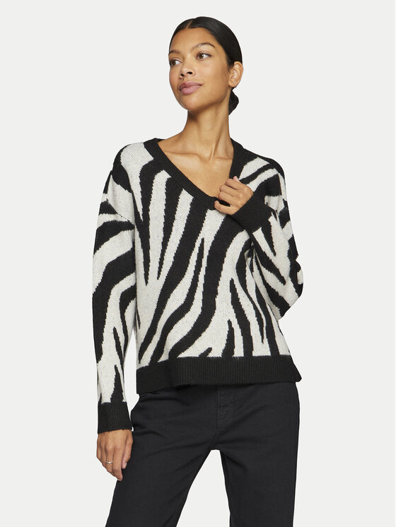 Vila Megztinis · Juoda · Regular Fit