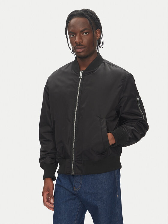 HUGO Bomber striukė · Juoda