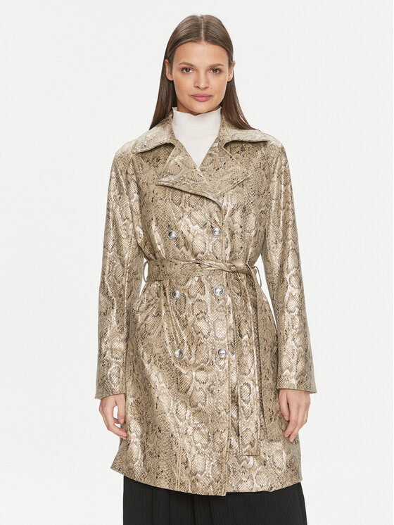 Guess Trenčas · Ruda