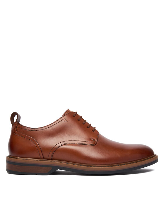 Kodas SUN15 Clarks Pusbačiai · Ruda