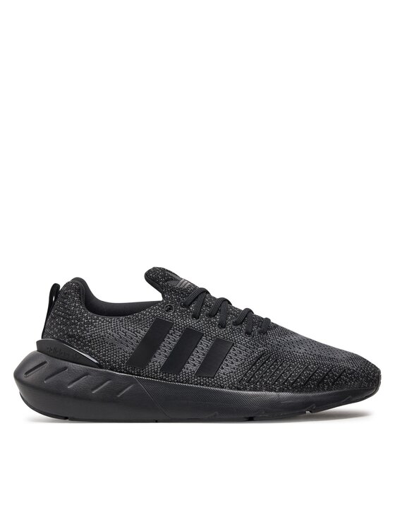 adidas Laisvalaikio batai · Juoda