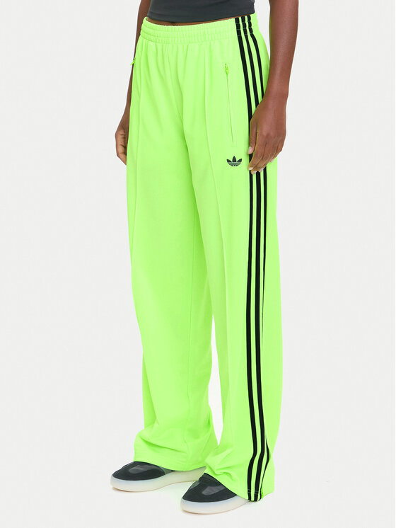 adidas Sportinės kelnės · Žalia · Relaxed Fit