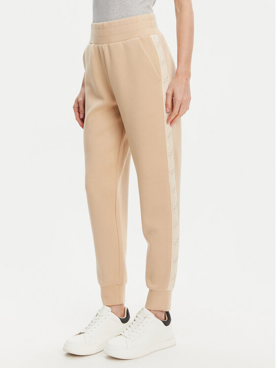 Guess Sportinės kelnės · Smėlio · Regular Fit