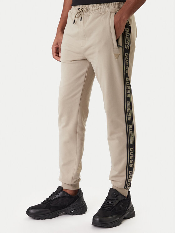Guess Sportinės kelnės · Smėlio · Regular Fit
