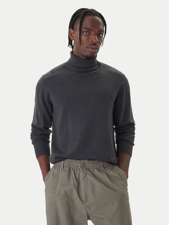 Jack & Jones Golfas · Juoda