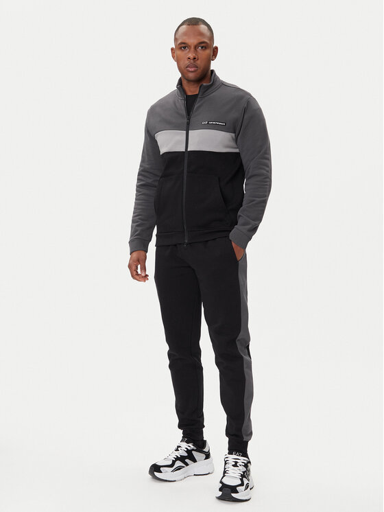 EA7 Emporio Armani Sportinis kostiumas · Juoda