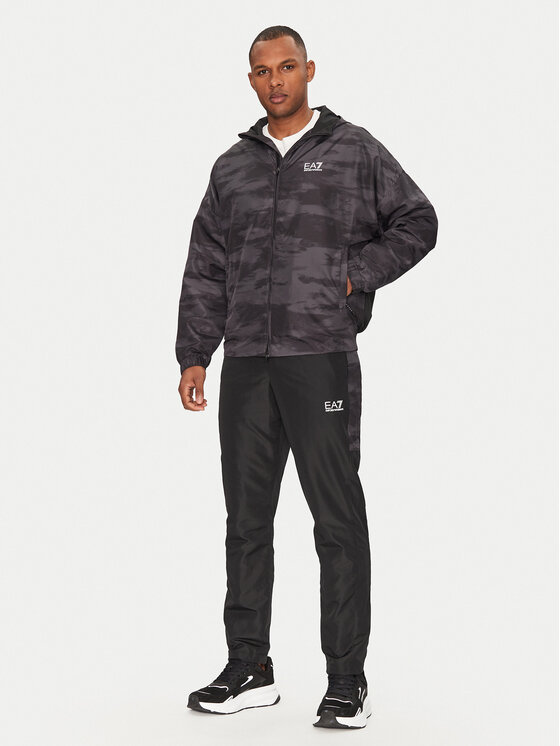 EA7 Emporio Armani Sportinis kostiumas · Juoda