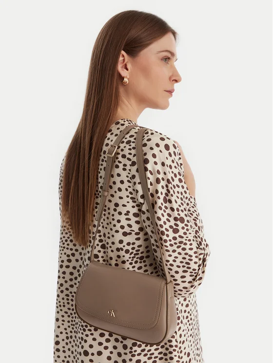 Calvin Klein Rankinė Calvin Klein Ck Flap Camera Bag LV04F3421G Smėlio