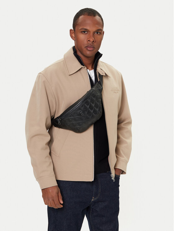 Lacoste Rankinė ant juosmens﻿ · Juoda