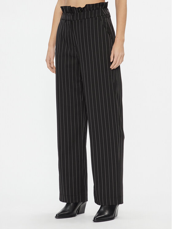 Vero Moda Medžiaginės kelnės · Juoda · Regular Fit