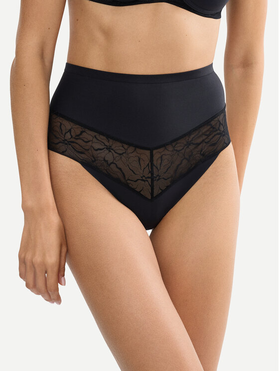 Triumph Siaurikės · Juoda