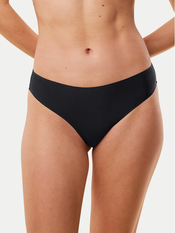 Triumph Klasikinės kelnaitės · Juoda