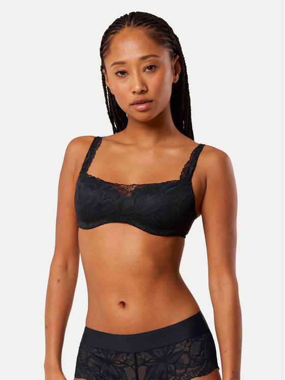Triumph Liemenėlė su lankeliais · Juoda