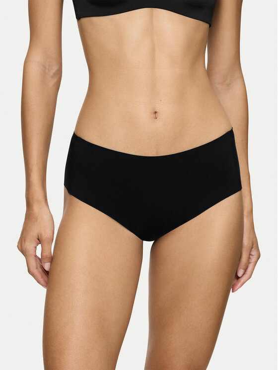 Triumph Klasikinės kelnaitės · Juoda
